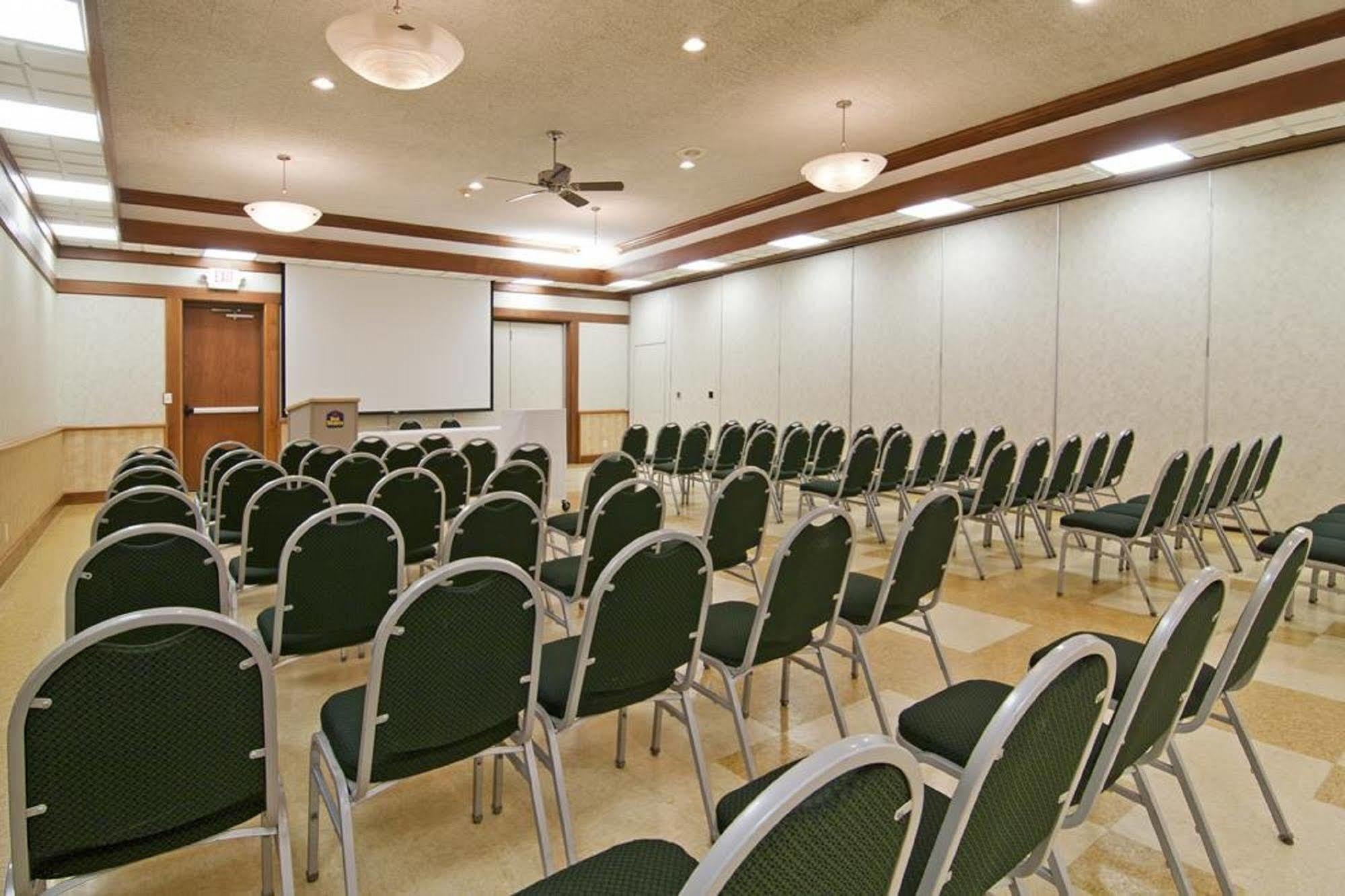 Norwood Inn & Suites Mankato North Mankato Luaran gambar
