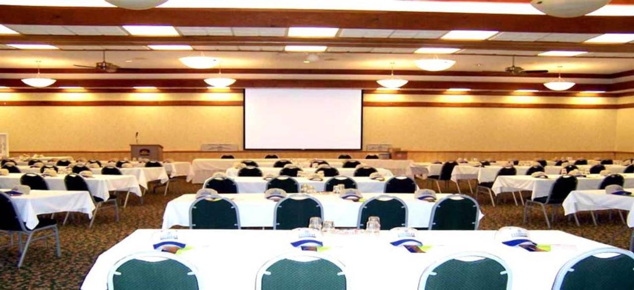 Norwood Inn & Suites Mankato North Mankato Luaran gambar